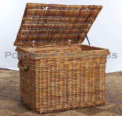 Rattan Chest with lid